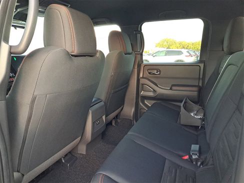New 2025 Nissan Frontier Pro-X image 5