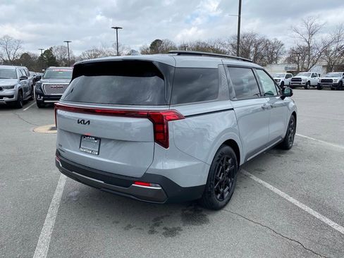 New 2026 Kia Carnival SX image 7