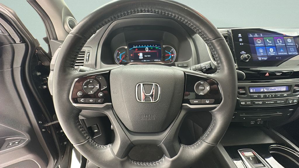 Used 2019 Honda Pilot Touring image 16
