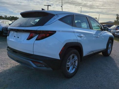 New 2026 Hyundai Tucson SE image 5