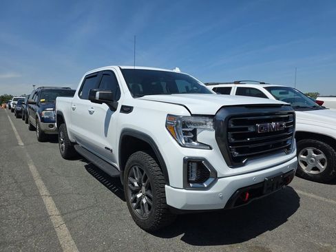 Used 2021 GMC Sierra 1500 AT4 w/ AT4 Premium Package AWD/4WD image 3