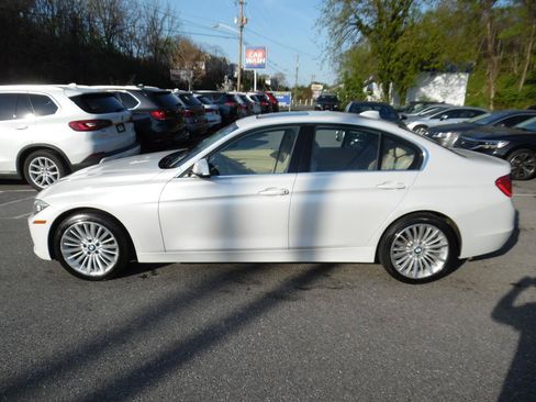 Used 2015 BMW 328i Sedan RWD image 2