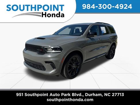 Used 2024 Dodge Durango GT AWD/4WD image 3