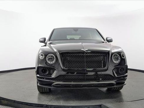 Used 2018 Bentley Bentayga AWD/4WD image 11