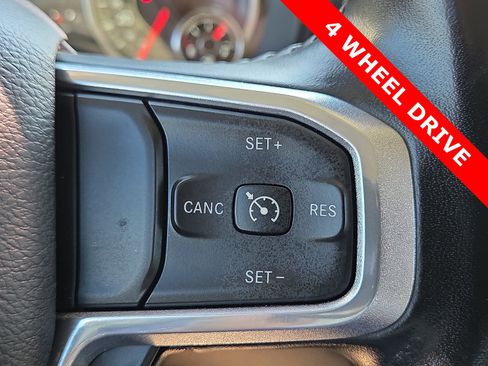 Used 2023 RAM 2500 Laramie AWD/4WD image 22