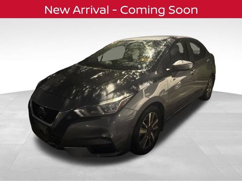 Certified 2020 Nissan Versa SV FWD image 2