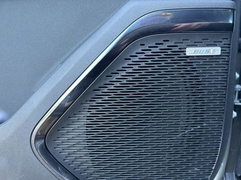 New 2026 GMC Acadia AT4 w/ LPO, Floor Liner Package AWD/4WD image 19