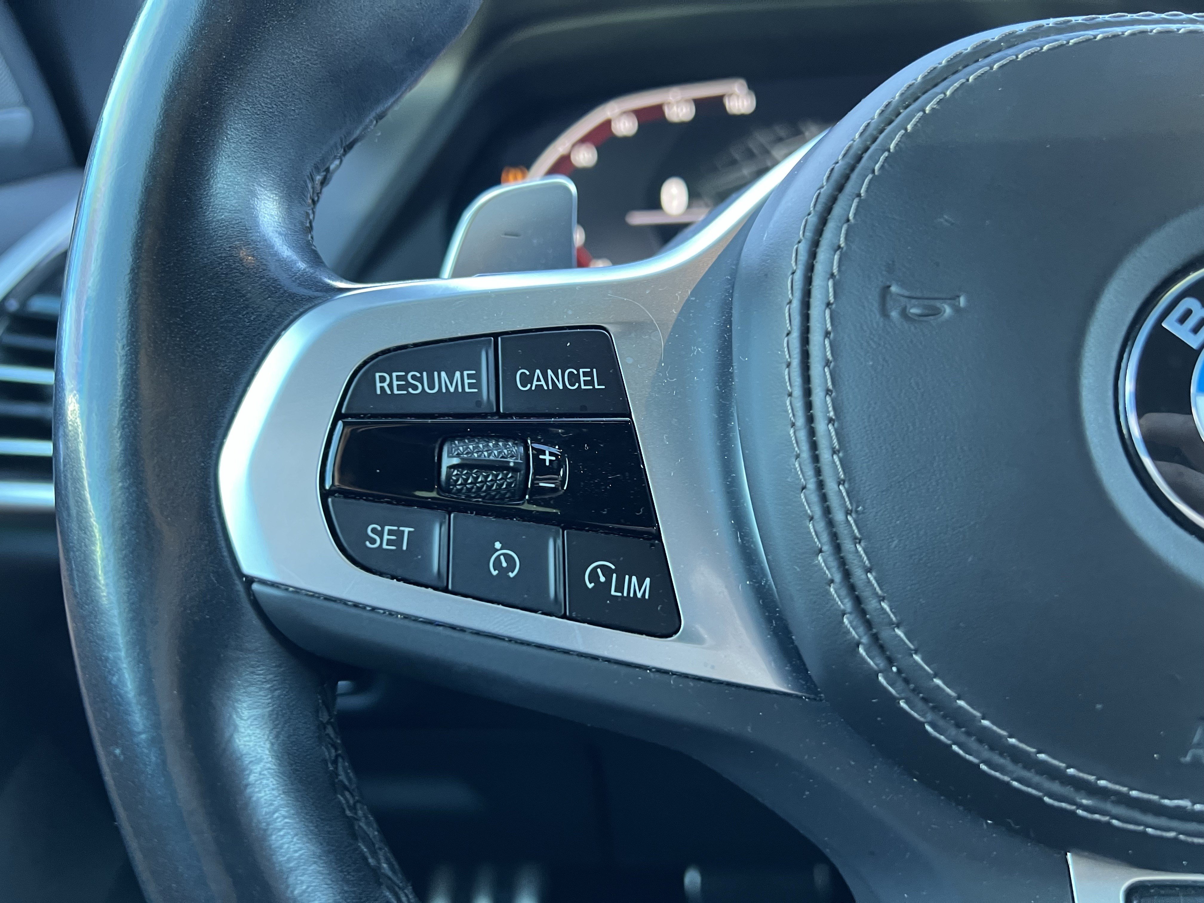 Used 2023 BMW X5 sDrive40i w/ M Sport Package RWD image 19