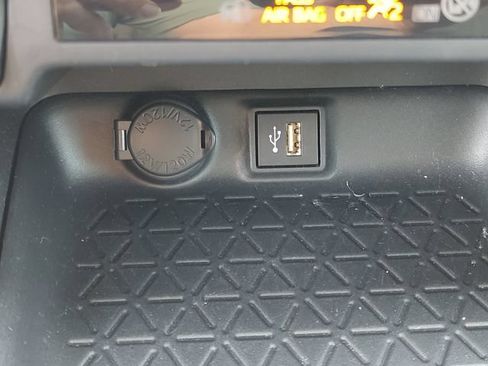 Used 2024 Toyota RAV4 XLE w/ Convenience Package FWD image 17