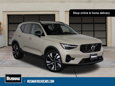 Used 2026 Volvo XC40 B5 Ultra w/ Climate Package image 1
