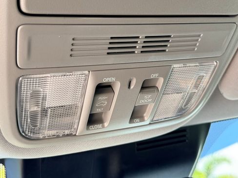 Used 2021 Honda CR-V EX image 25