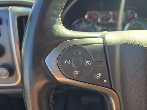 Used 2017 Chevrolet Silverado 1500 LTZ Z71 w/ LTZ Plus Package AWD/4WD image 24