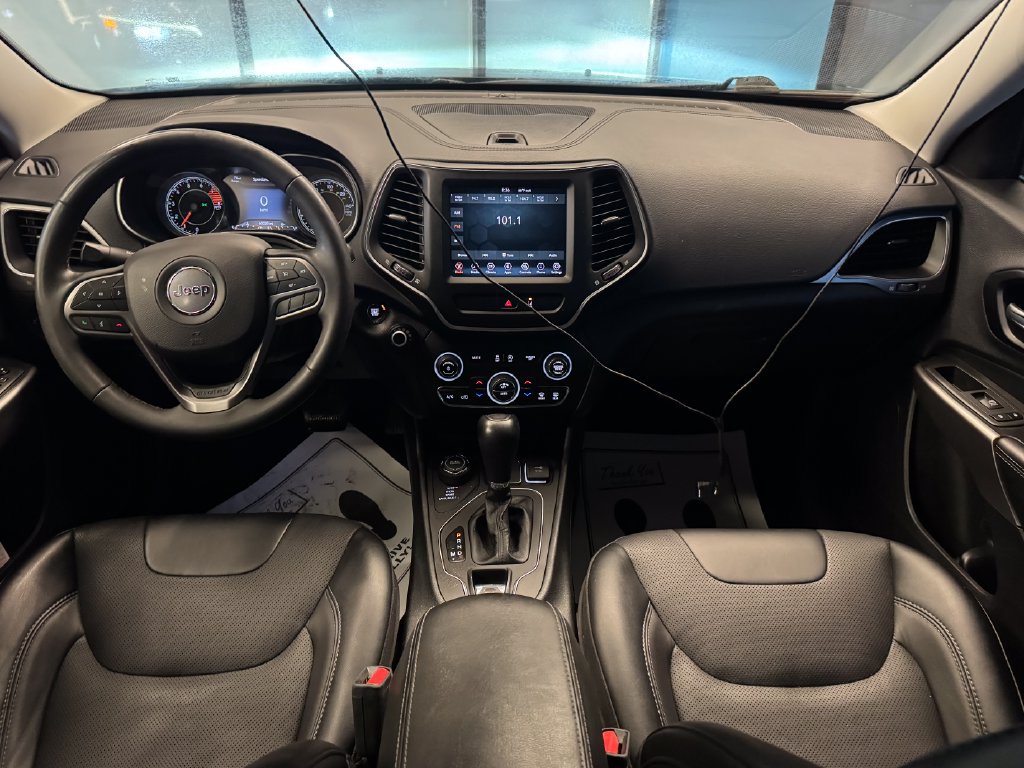 Used 2022 Jeep Cherokee Latitude Lux AWD/4WD image 9
