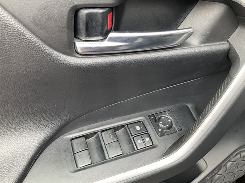 Used 2024 Toyota RAV4 Adventure image 24