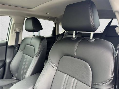 New 2026 Honda HR-V EX-L image 4