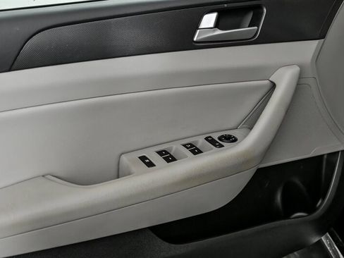 Used 2017 Hyundai Sonata Sport w/ Cargo Package image 15