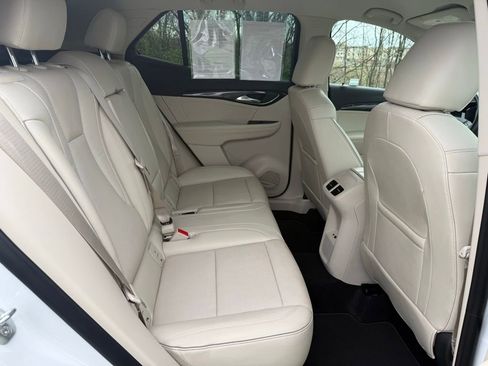 Used 2022 Buick Envision Essence w/ Technology Package I image 15