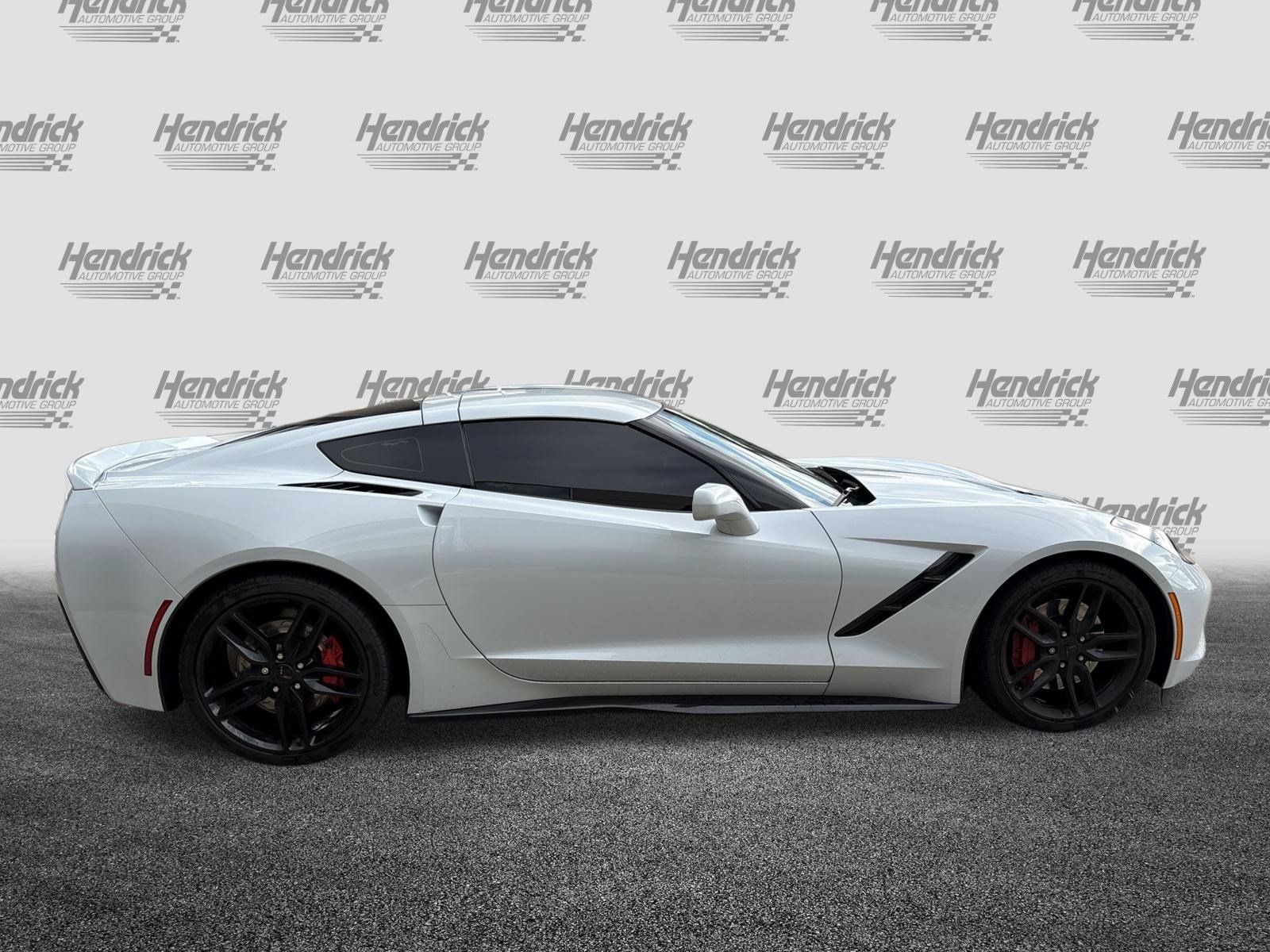 Used 2019 Chevrolet Corvette Stingray Coupe w/ Carbon Flash Badge Package RWD image 11