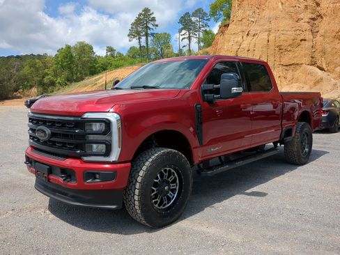 Used 2024 Ford F250 Lariat w/ Lariat Ultimate Package AWD/4WD image 10