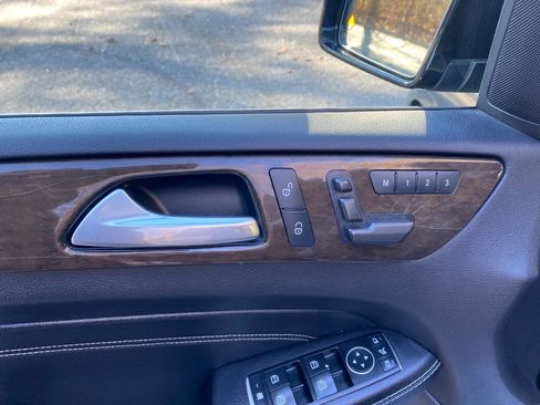 Used 2015 Mercedes-Benz ML 350 4MATIC image 15