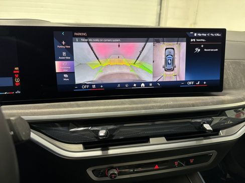 Used 2025 BMW X5 xDrive40i w/ M Sport Package image 26