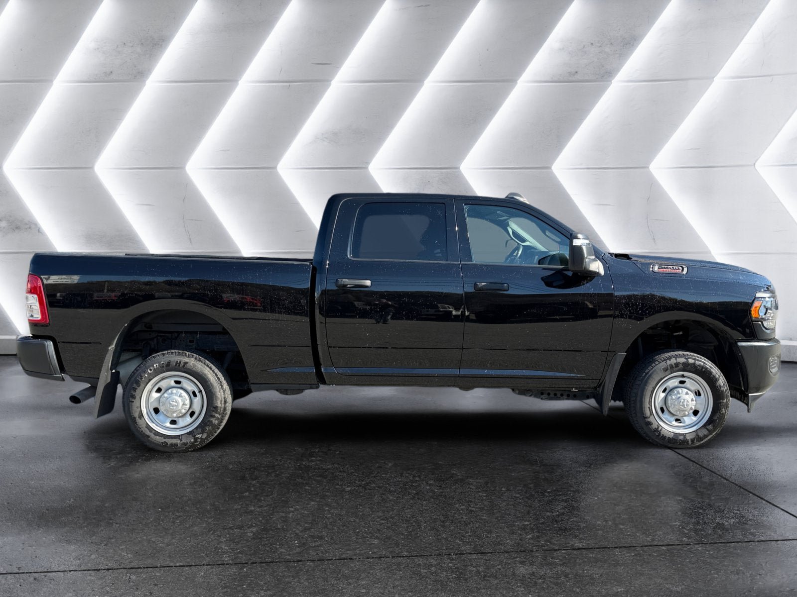 Used 2024 RAM 2500 Tradesman AWD/4WD image 6