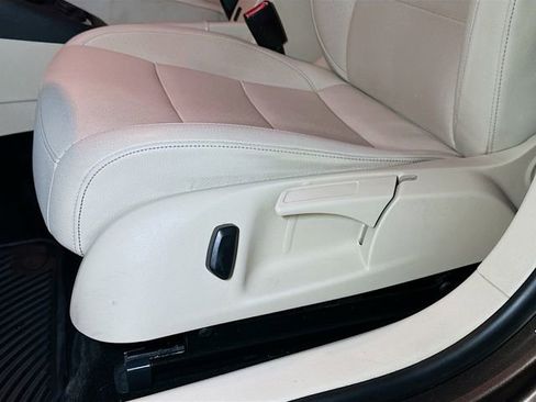 Used 2014 Volkswagen Jetta TDI image 16