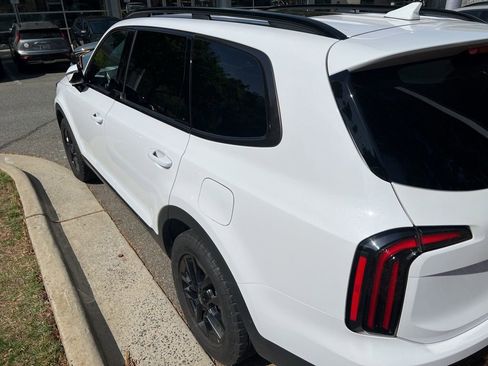 Used 2024 Kia Telluride SX X-Pro image 3