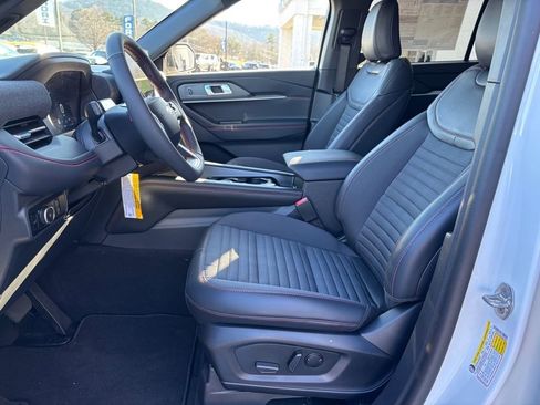 New 2026 Ford Explorer ST-Line w/ Premium Package image 9