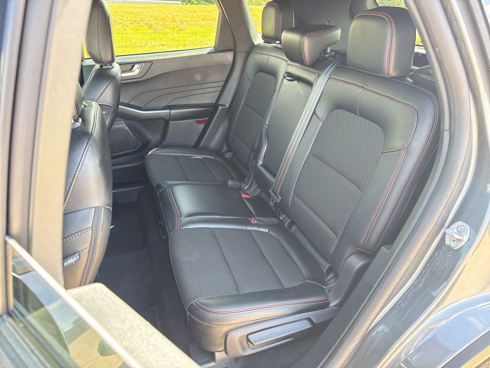 Used 2025 Ford Escape ST-Line AWD/4WD image 21