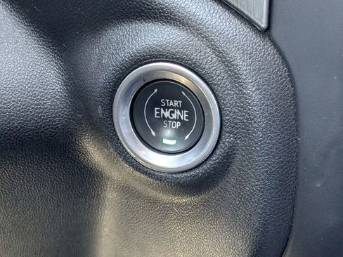 Used 2021 GMC Sierra 2500 Denali w/ Denali Ultimate Package image 29