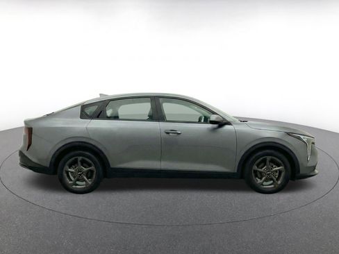 Used 2025 Kia K4 FWD image 10