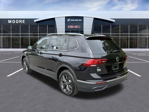 Used 2022 Volkswagen Tiguan SE AWD/4WD image 6
