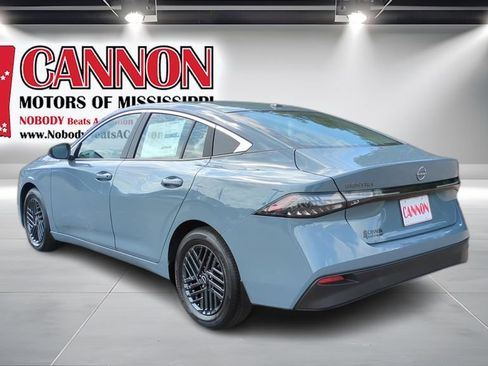 New 2026 Nissan Sentra SV w/ SV Convenience Package FWD image 7