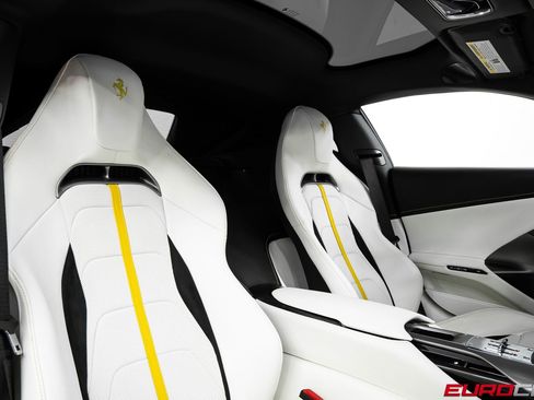 Used 2025 Ferrari 12Cilindri RWD image 43
