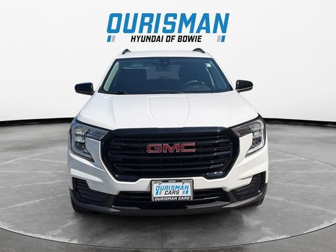 Used 2023 GMC Terrain SLE w/ Driver Convenience Package AWD/4WD image 8