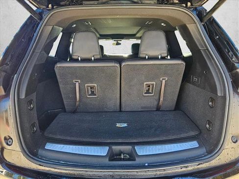 Used 2023 Cadillac XT6 Luxury image 14