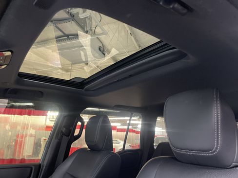 Used 2024 Toyota Land Cruiser image 28