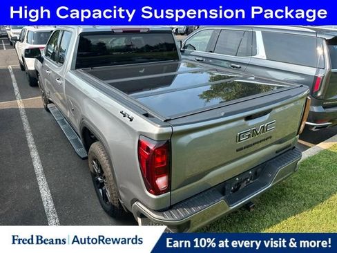 Used 2023 GMC Sierra 1500 Elevation AWD/4WD image 3