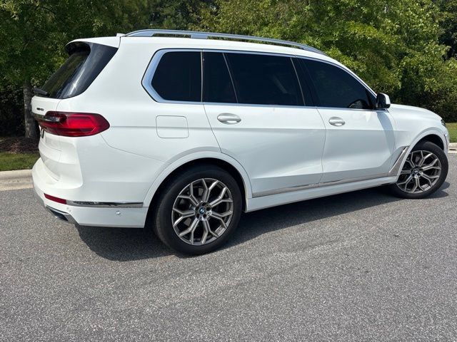 Used 2021 BMW X7 xDrive40i w/ Parking Assistance Package AWD/4WD image 2