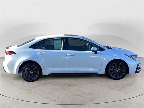 Certified 2024 Toyota Corolla XSE image 6