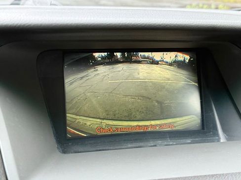 Used 2010 Lexus RX 450h AWD image 17