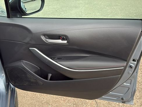 Used 2023 Toyota Corolla SE FWD image 32