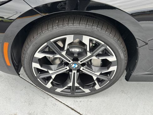 New 2026 BMW 330i xDrive Sedan w/ Premium Package image 31