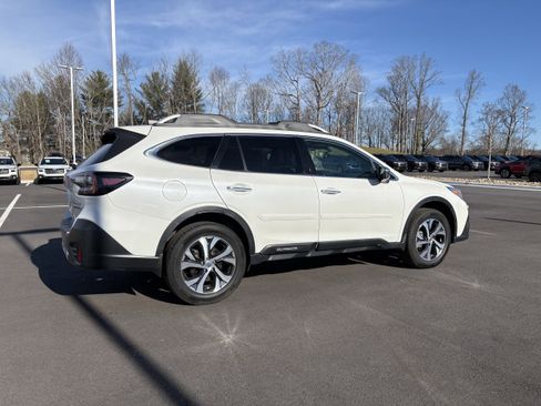Used 2021 Subaru Outback Touring XT image 8