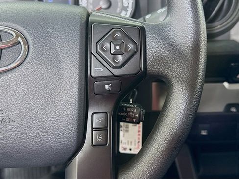 Certified 2018 Toyota Tacoma SR image 11