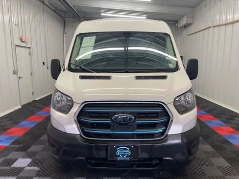 Used 2022 Ford E-Transit Medium Roof image 7