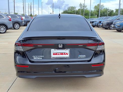 Used 2024 Honda Accord Sport image 6