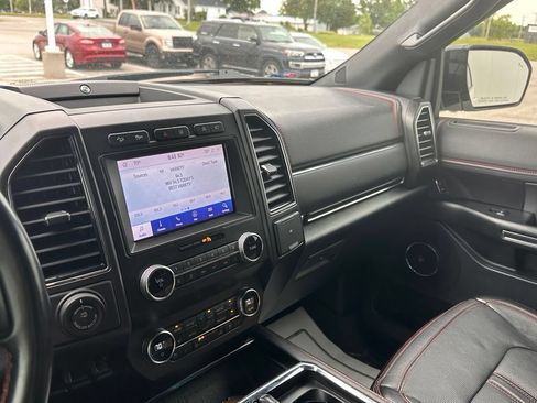 Certified 2020 Ford Expedition Limited w/ Equipment Group 303A AWD/4WD image 27