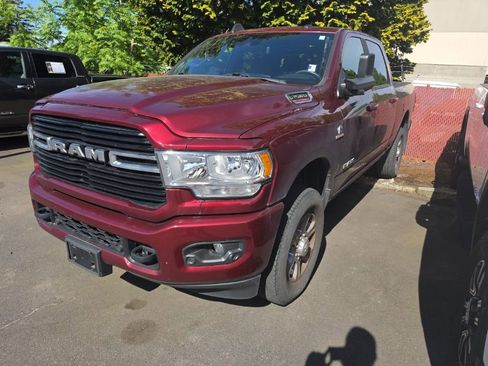 Used 2021 RAM 2500 Big Horn w/ Level B Equipment Group AWD/4WD image 2